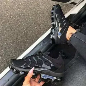 Panolifashion Women Solid Color Lace-Up Sports Shoes