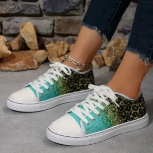 Panolifashion Fashion Casual Plus Size Star Round Toe Lace-Up Sneakers