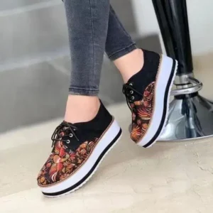 Panolifashion Women Fashion Pattern Canvas Flat Lace-Up Sneakers