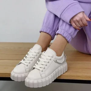 Panolifashion Fashion Metal Chain Front Lace Up Platform Sneakers